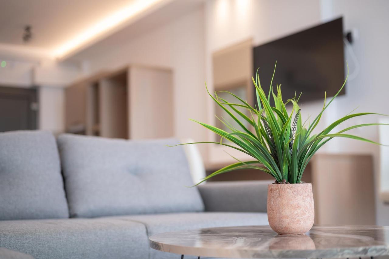 Ebenus Suites "Adults Only" By Checkin Gouves Exteriér fotografie