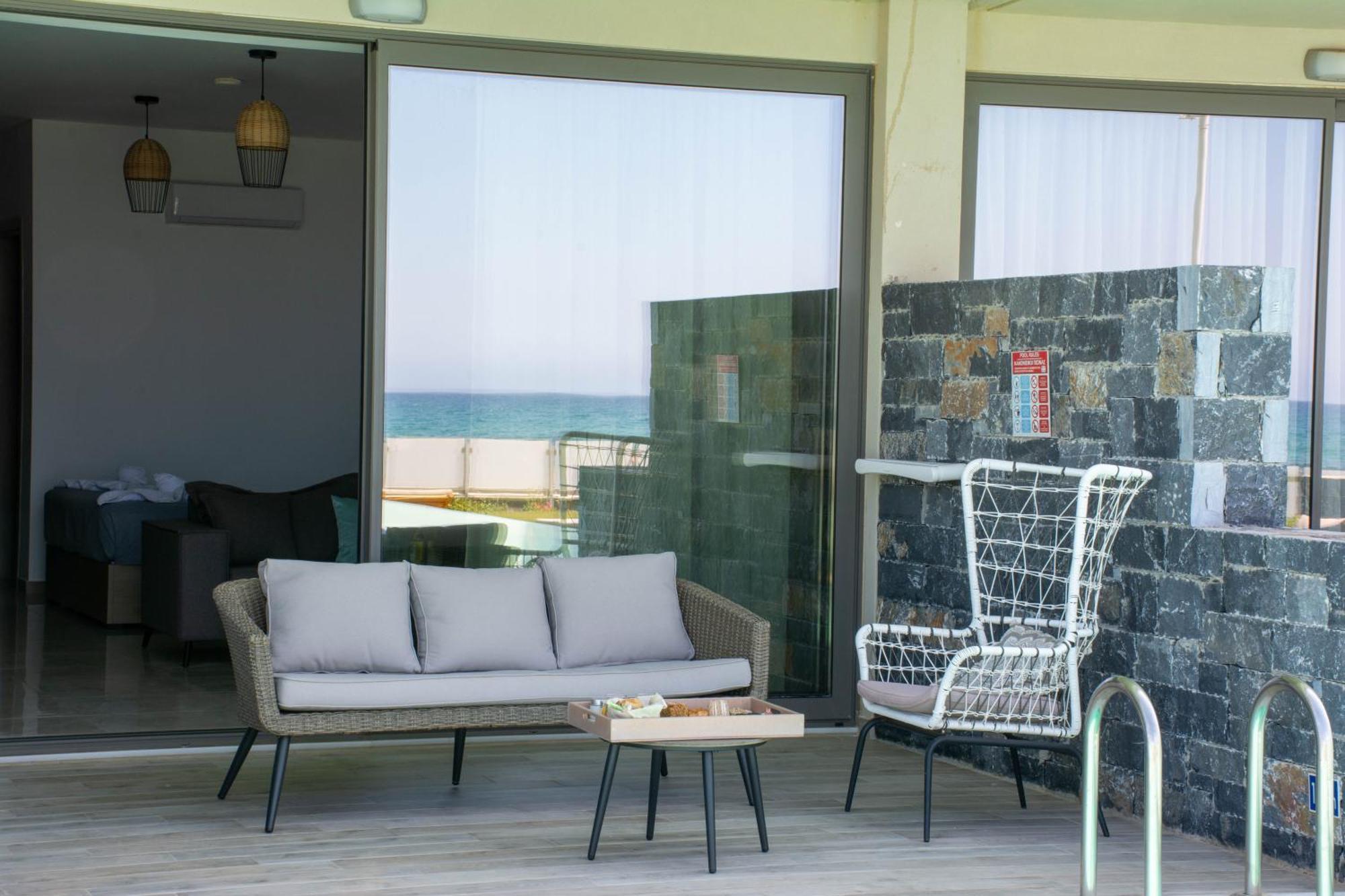 Ebenus Suites "Adults Only" By Checkin Gouves Exteriér fotografie